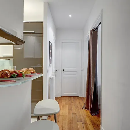 Historic Montparnasse & Jardin Atlantique - Cityapartmentstay Parigi