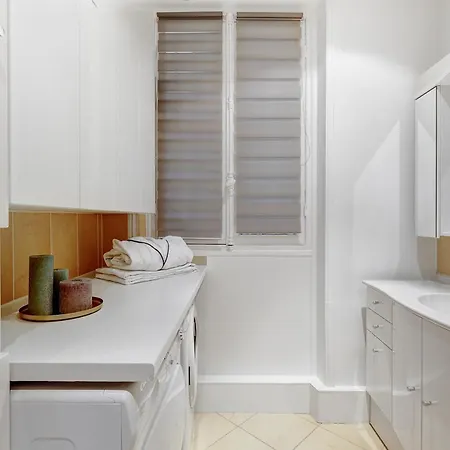 Apartment Historic Montparnasse & Jardin Atlantique - Cityapartmentstay *