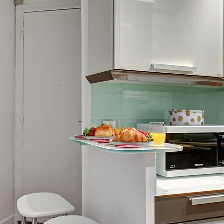 Historic Montparnasse & Jardin Atlantique - Cityapartmentstay Apartment Paris